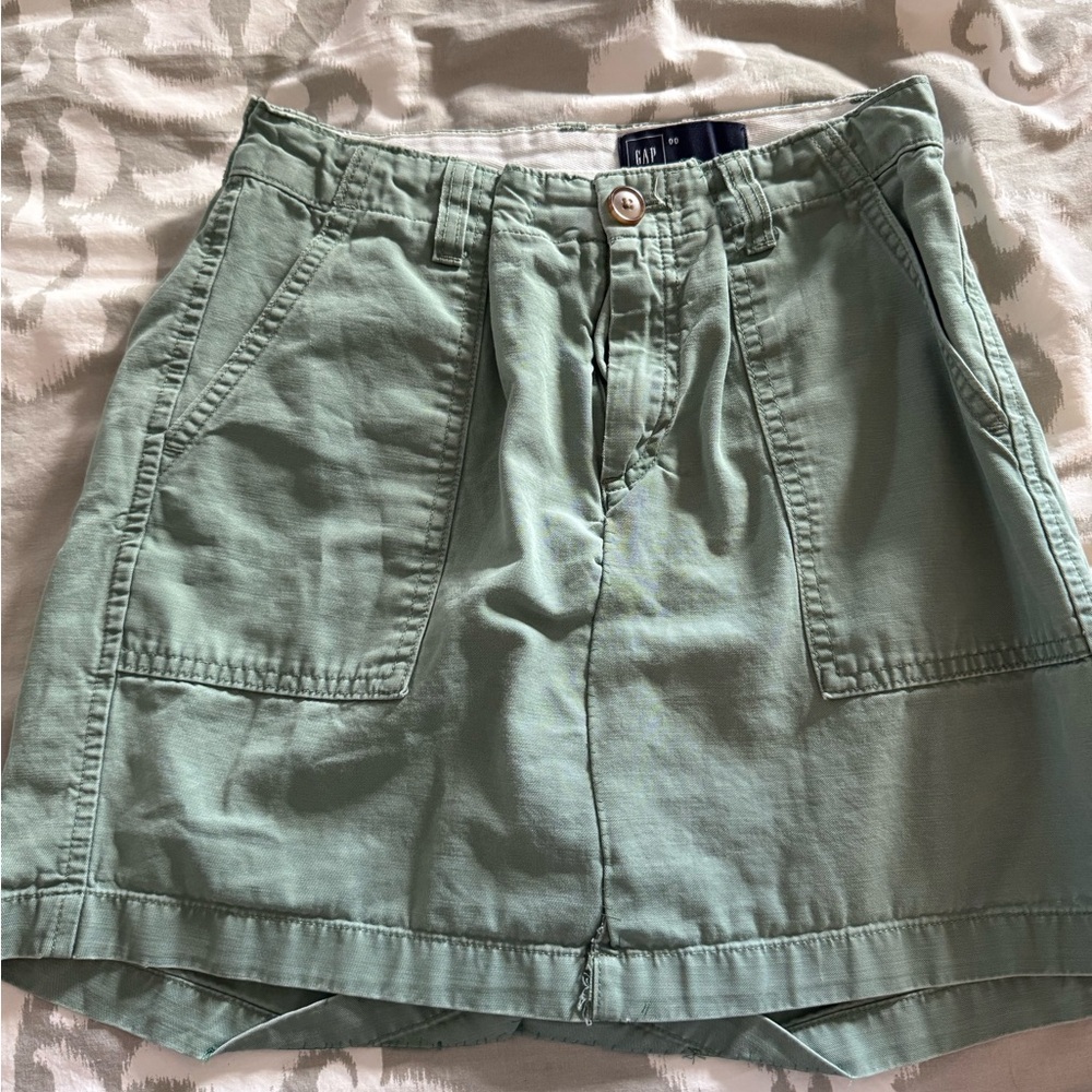 GAP Sage Green Skirt with Pockets